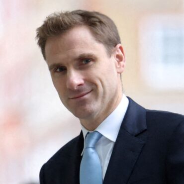Senior Tory doubles down on criticism of party’s immigration record