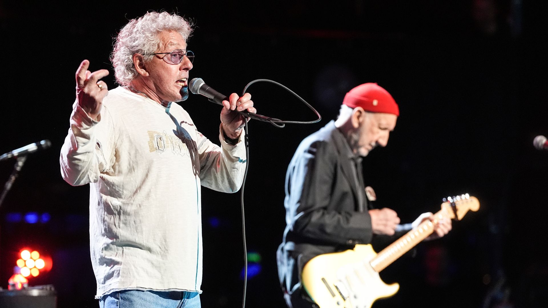 The Who’s lead singer tells fans he’s going blind during live show
