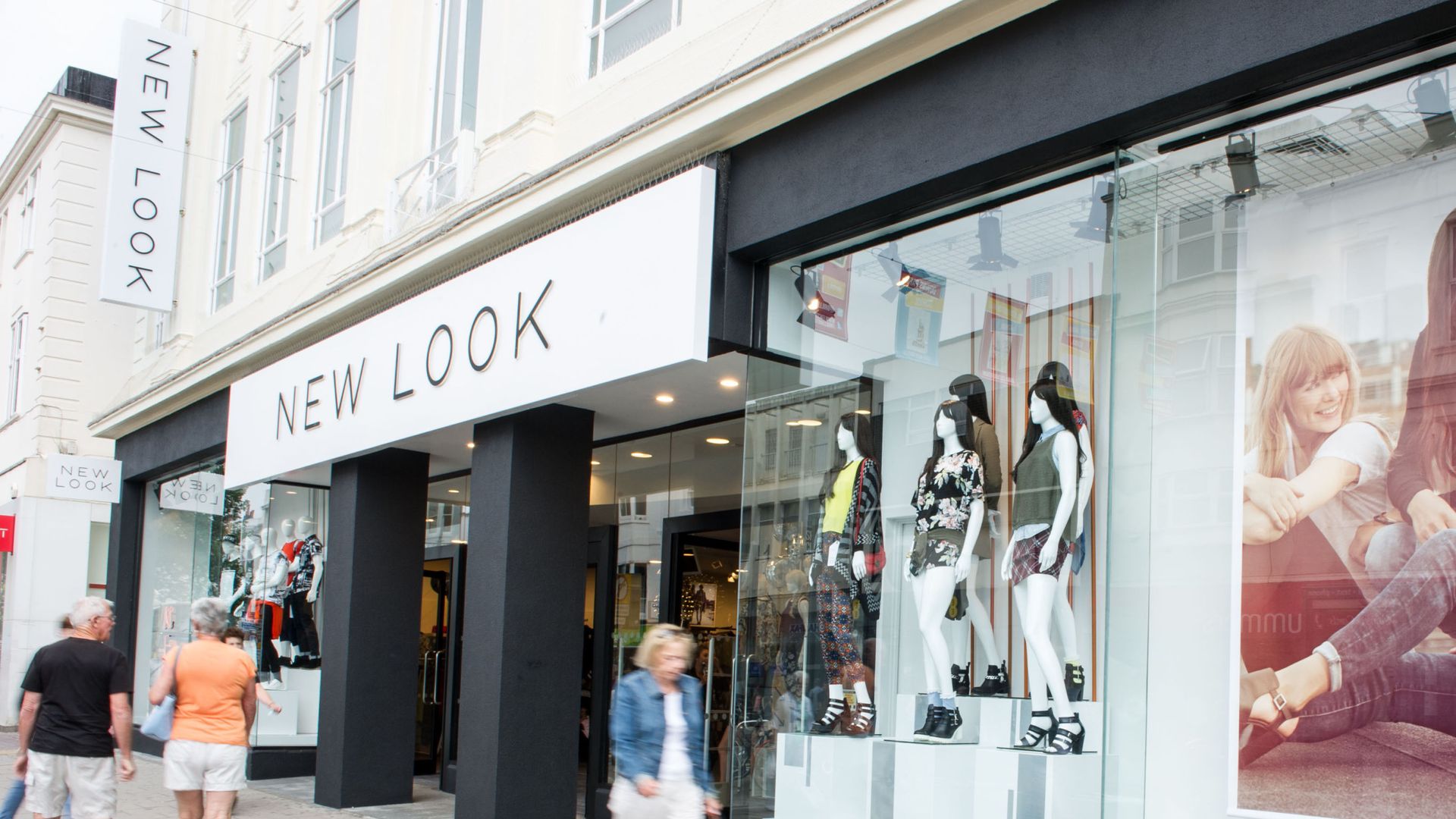 New Look fashions £30m cash call to fund digital growth plan
