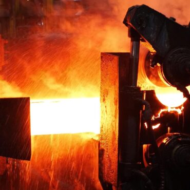‘All options’ on table regarding British Steel’s future, chancellor says