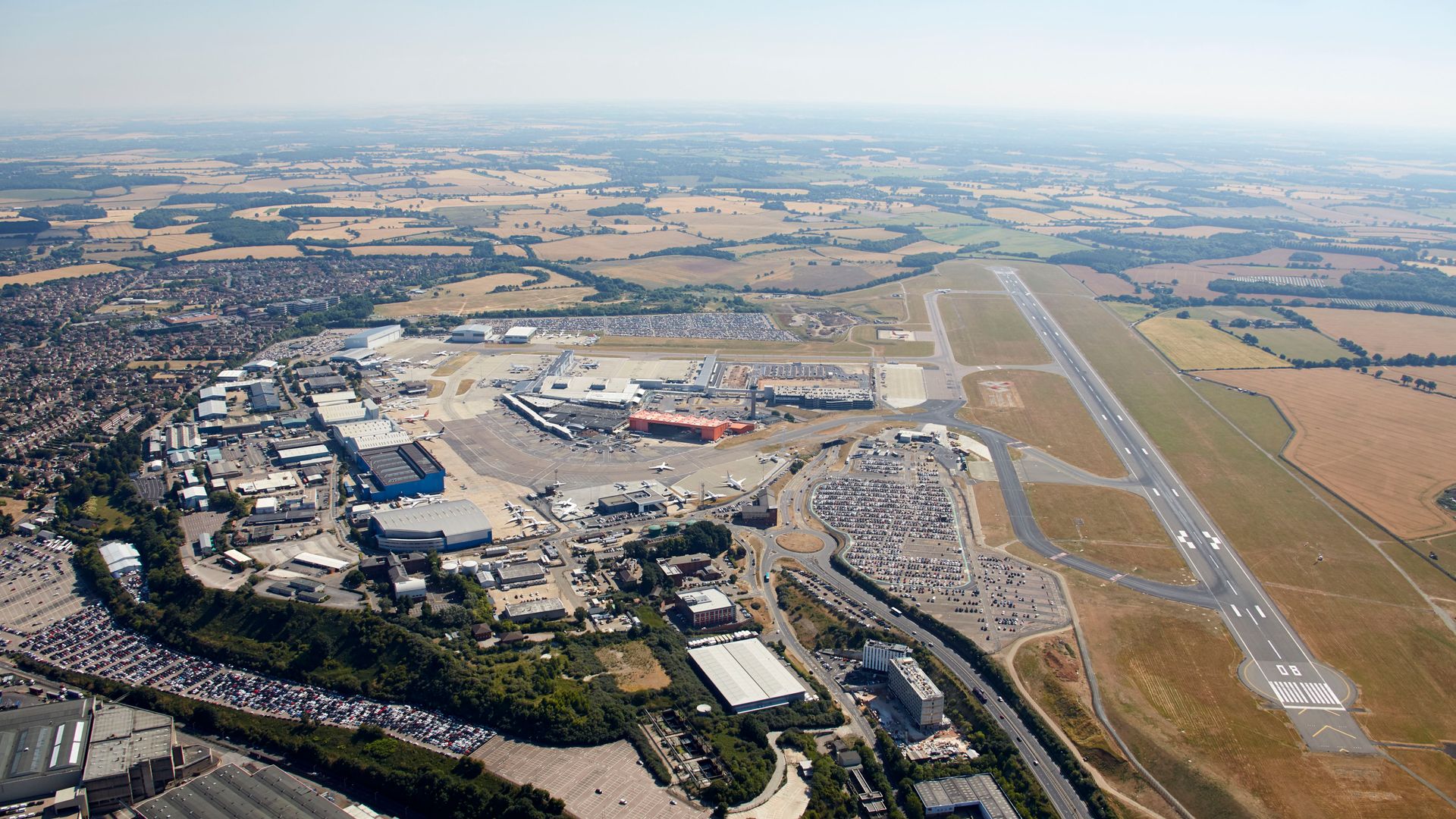 Luton Airport expansion plans approved by transport secretary