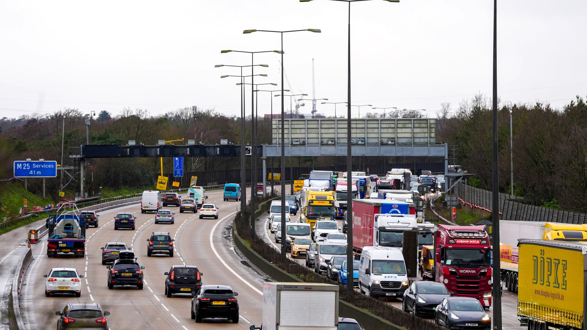 More than 1,000 miles of roadworks lifted to allow ‘smooth’ Easter getaway