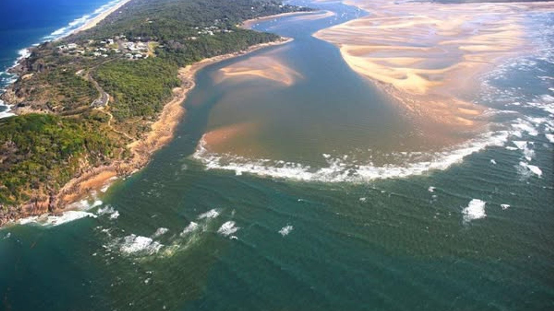 British father and son ‘drown off Australian coast’