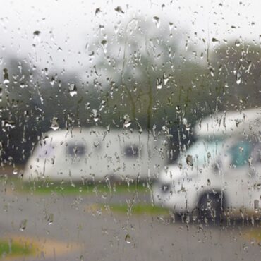 Bad weather ‘biggest factor’ affecting Wales visitor numbers