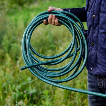 Hose pipe ban looms amid ‘medium’ drought risk – as England suffers driest start to spring since 1950s
