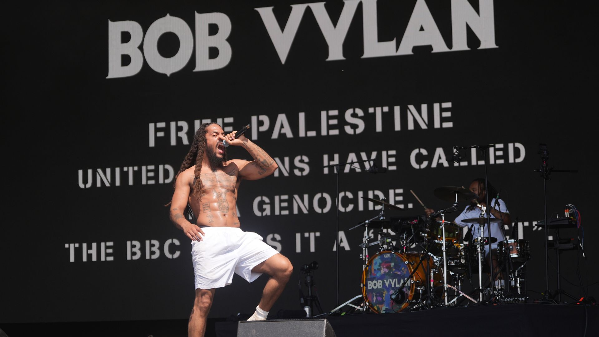 Glastonbury organiser says anti-IDF chants ‘crossed a line’