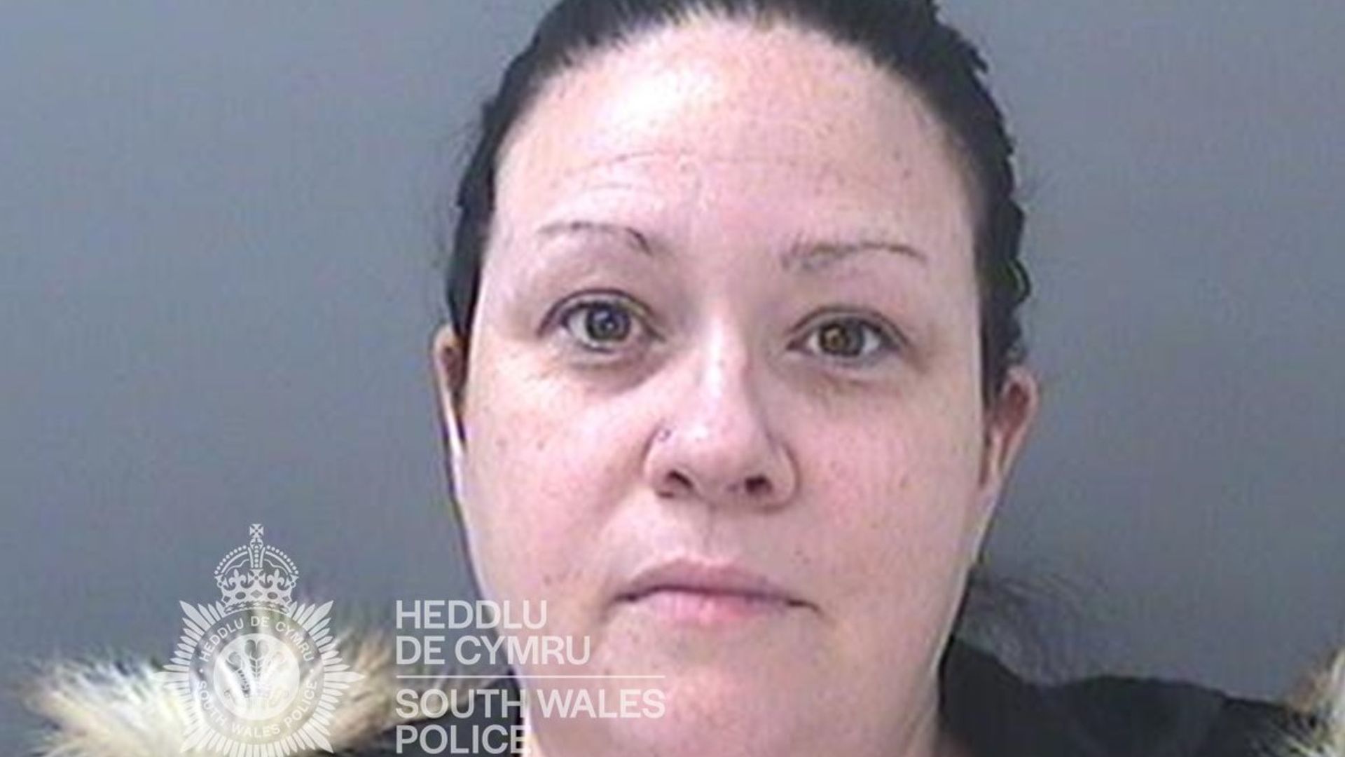 Police worker jailed for passing confidential information to drug dealer boyfriend
