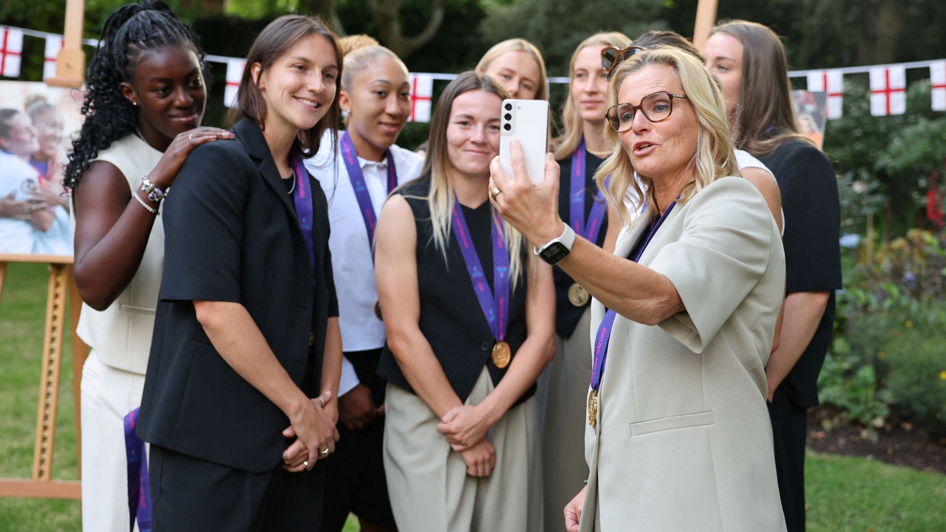 Lionesses celebrate Euros triumph at No 10 reception amid calls for manager to get damehood