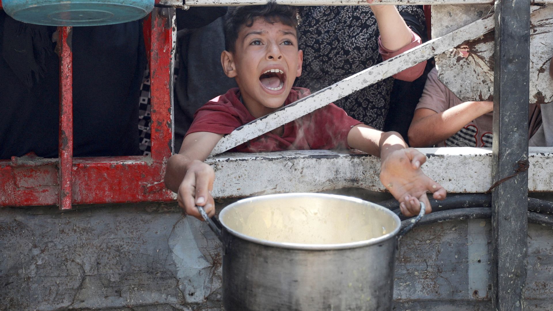 PM urged to take three key steps ahead of emergency cabinet meeting on Gaza