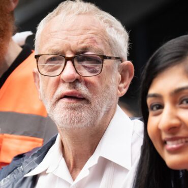 MP ousted from Labour announces she is starting new political party with Jeremy Corbyn