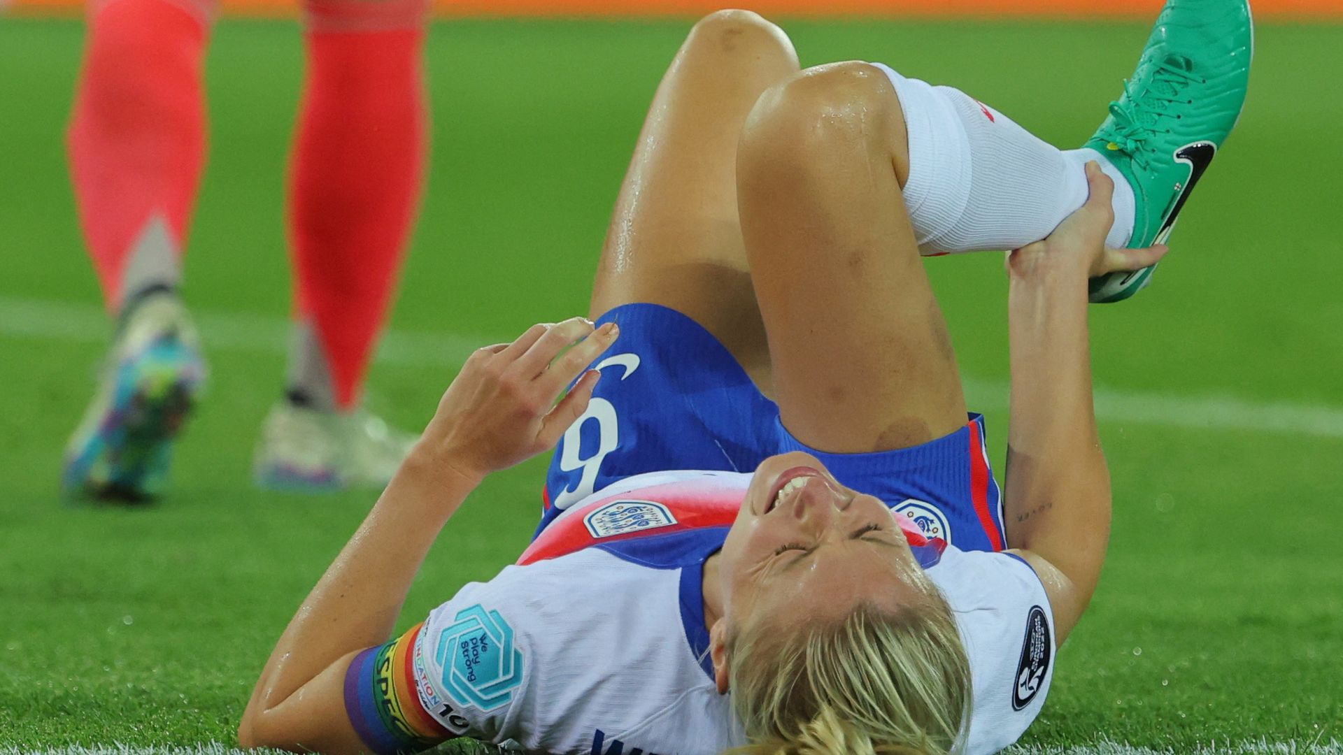 Lionesses ‘very optimistic’ Williamson will return for Euros semi – as teammate praises ‘freak’ Bronze