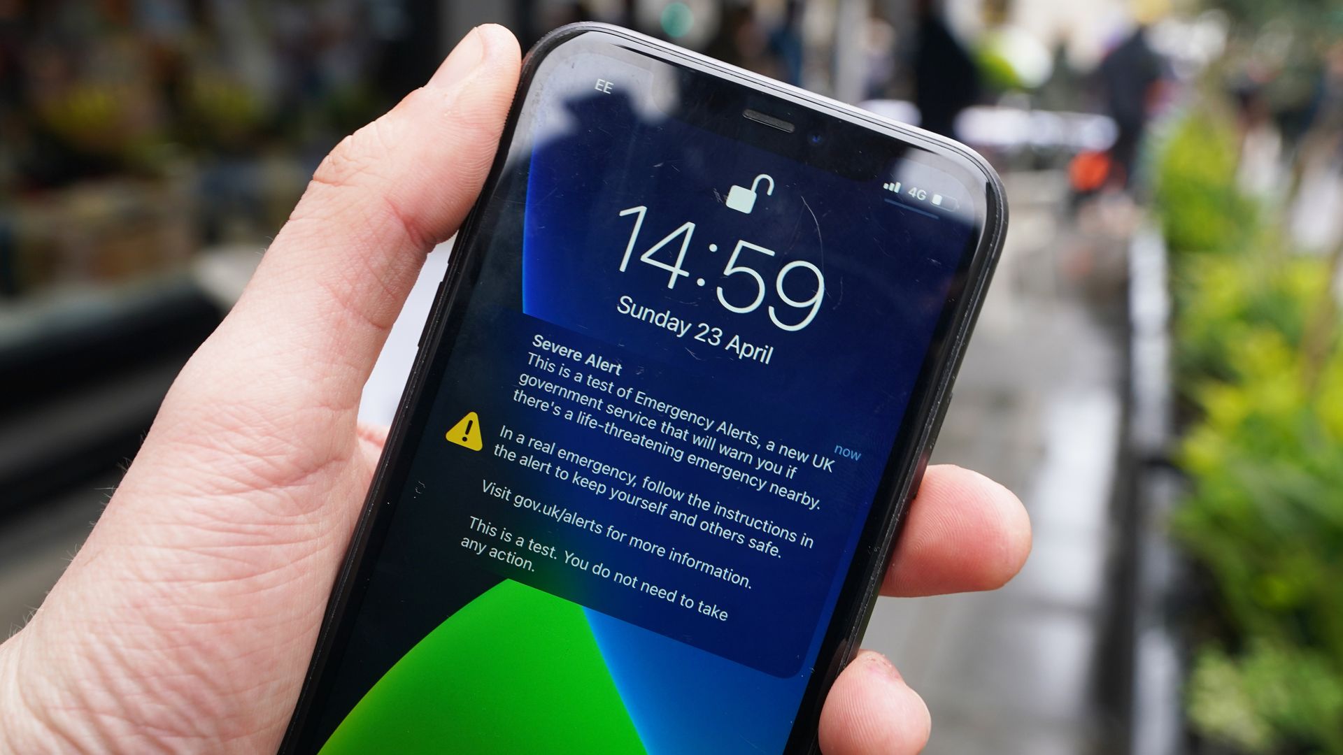Every mobile phone to receive emergency alert: When it will happen – and what it will say