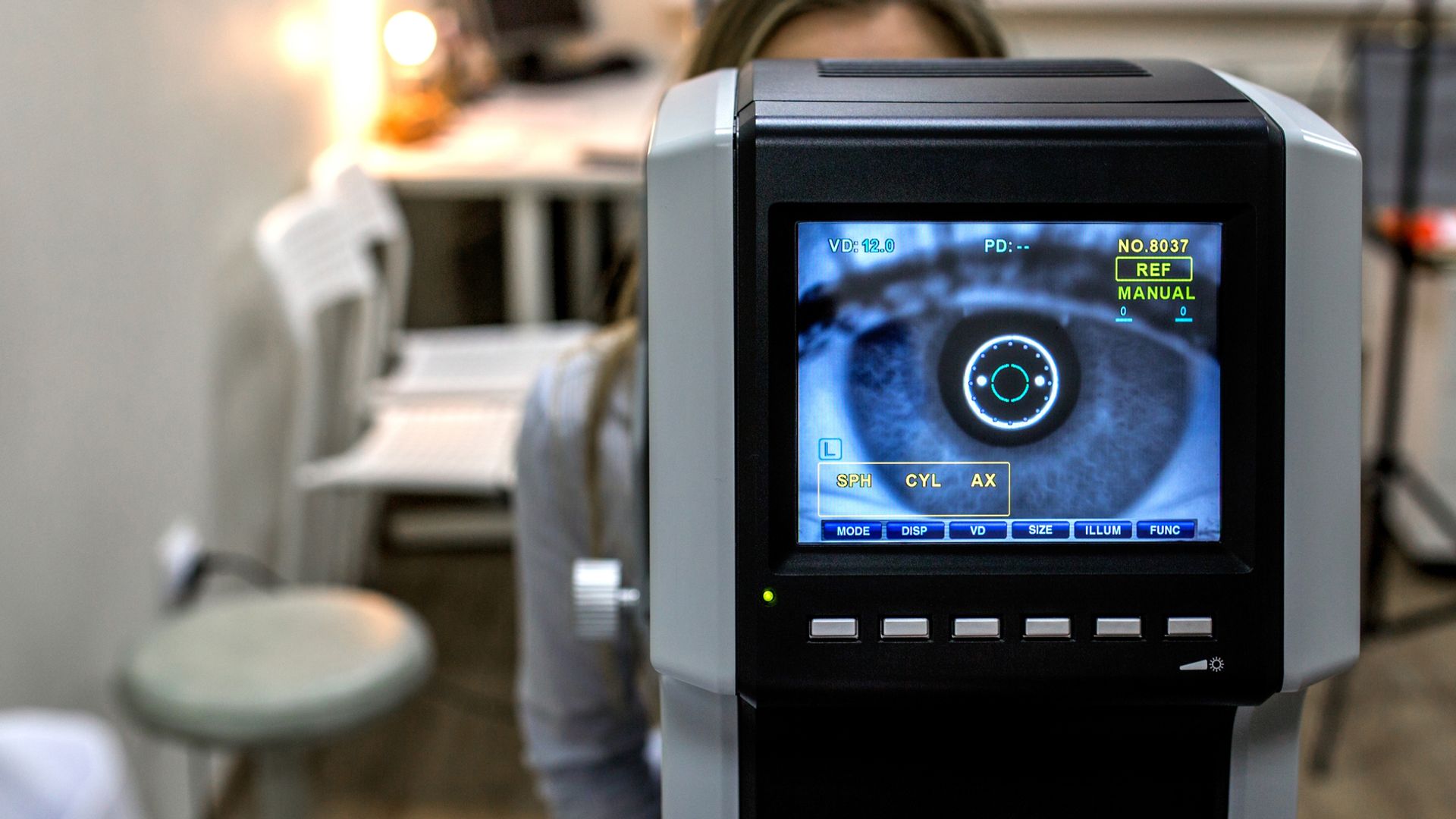 Routine eye scan ‘could predict 10-year heart attack and stroke risk’