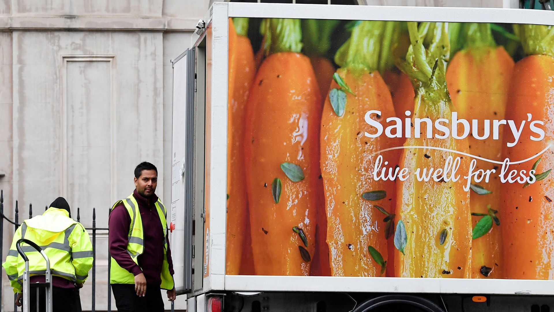 Sainsbury’s blames Visa card issues for online payment failure