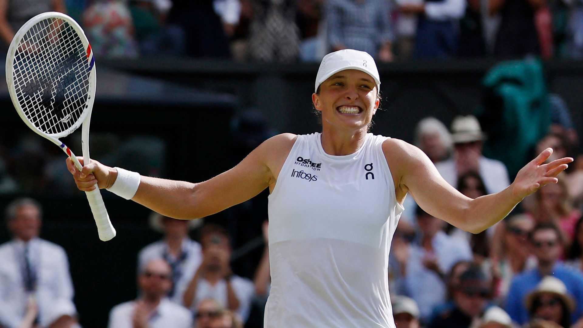 Iga Swiatek wins Wimbledon women’s singles title with 6-0, 6-0 victory in final