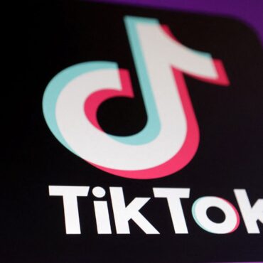 TikTok to alert parents when teens post public videos