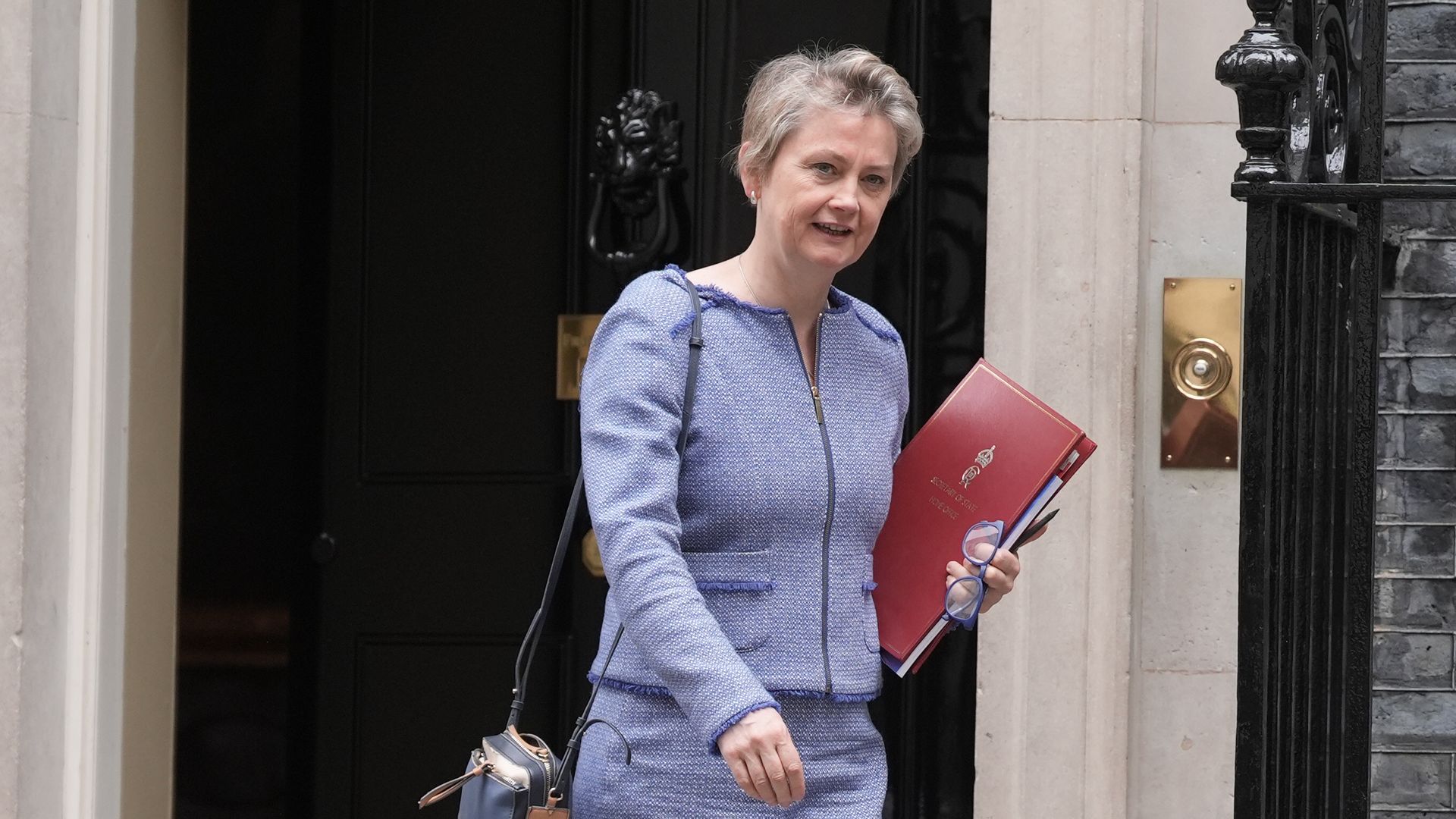 UK has ‘not fixed numbers yet’ on how many migrants to be returned to France under deal, Home Sec reveals