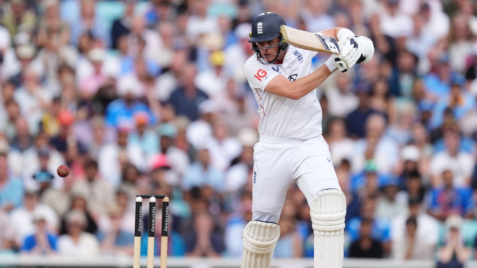 Nail-biting finish at The Oval as England need 35 runs and India four wickets | follow updates