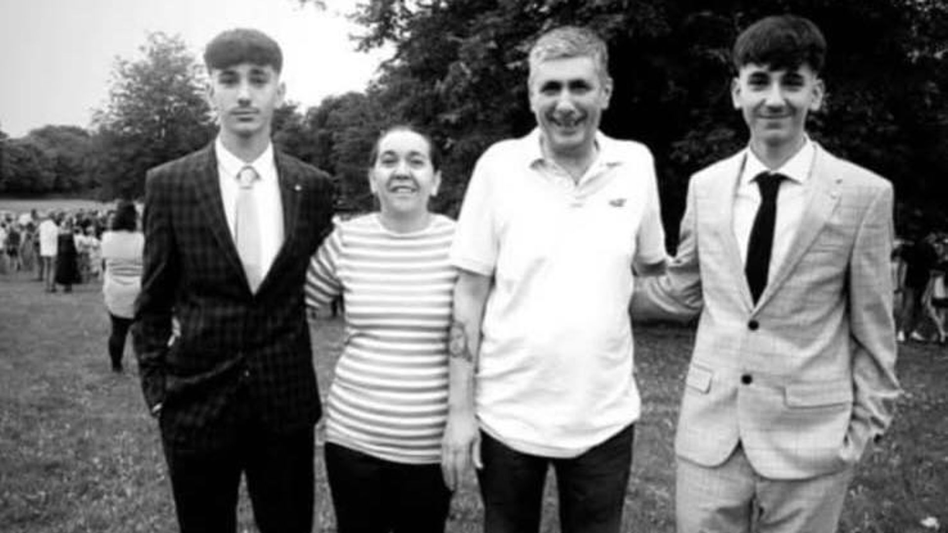 Four members of UK family die in crash on holiday in Portugal
