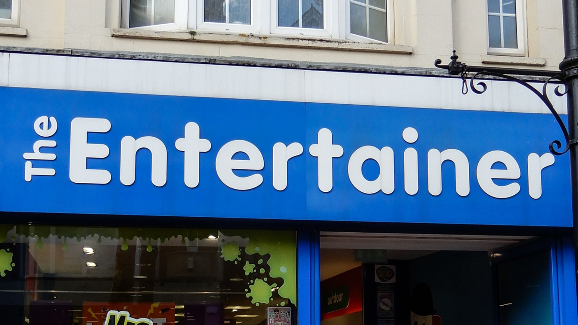 UK’s biggest independent toy shop chain given to employees