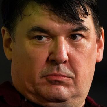 Graham Linehan arrest: Govt ‘needs to look at whether police getting balance right’, says Wes Streeting