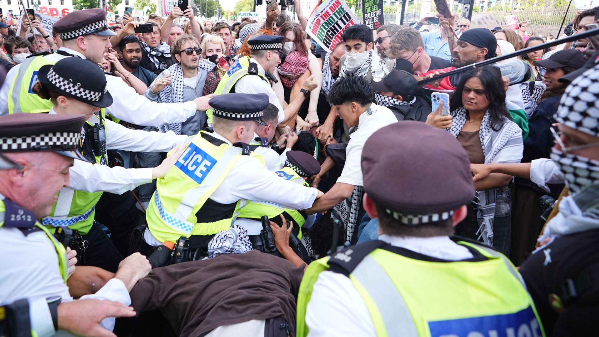890 people arrested at Palestine Action protest yesterday – including 17 on suspicion of assaulting police officers