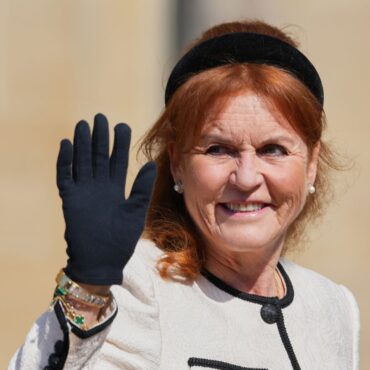 Duchess of York dropped as patron of children’s hospice over Epstein email