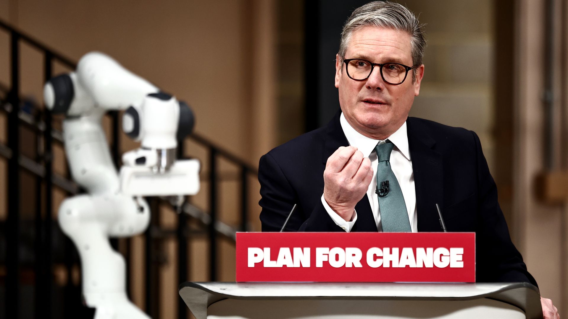 Starmer’s ‘AI superpower’ dream at risk without urgent changes, industry warns