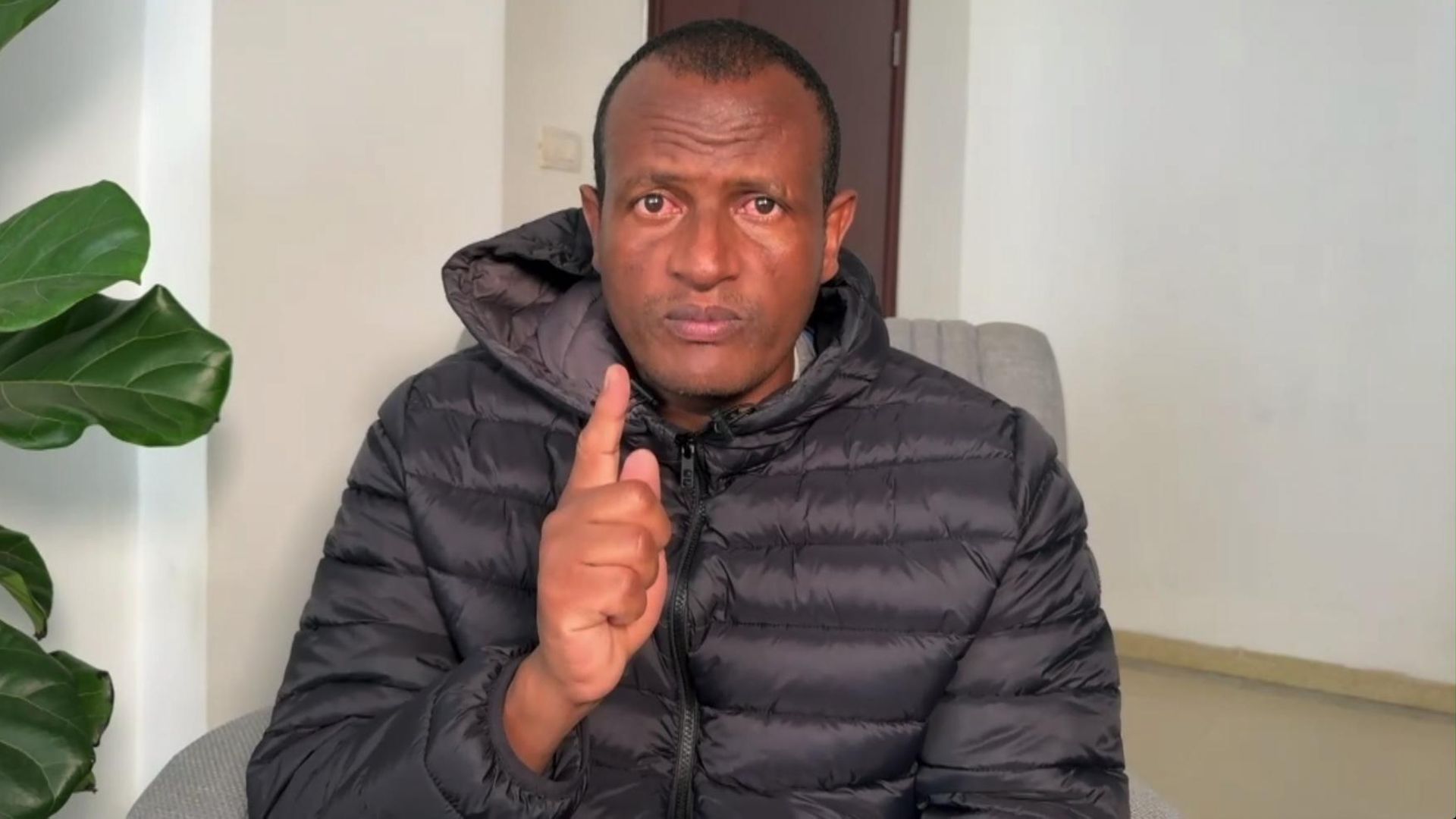Wrongly-released migrant sex offender claims he was ‘ignored’ by police while trying to hand himself in