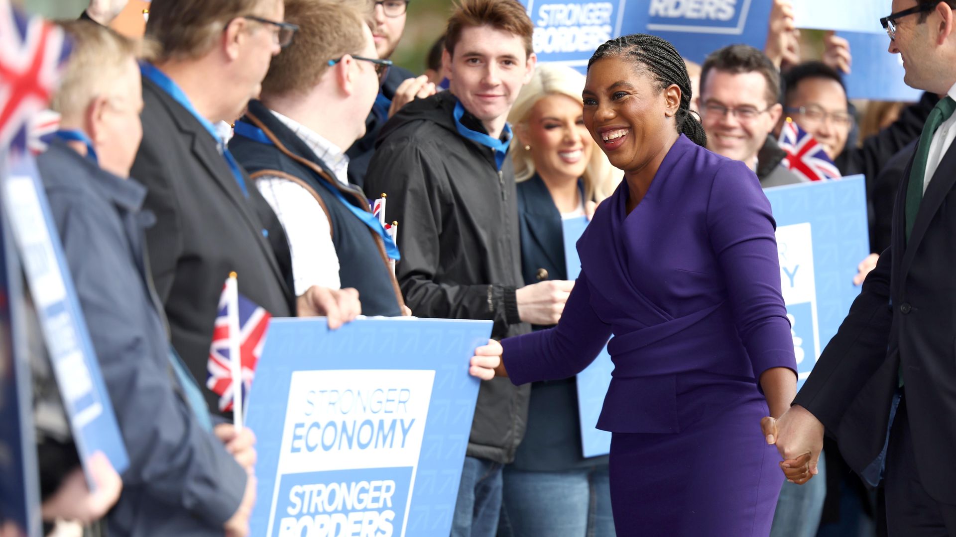 Badenoch arrives at subdued Tory conference – but aims to win back headlines with eye-catching pledges
