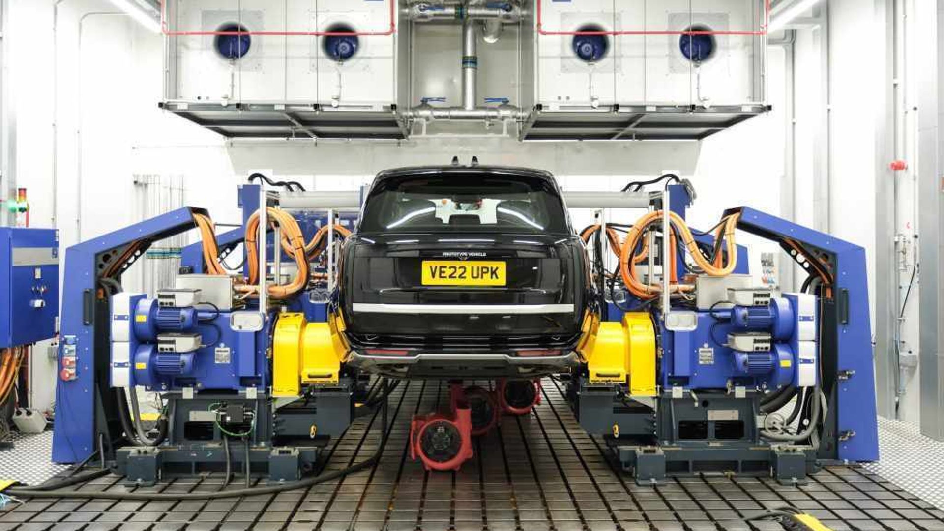 Cyberattack at one major producer pushes overall UK car production down 27%