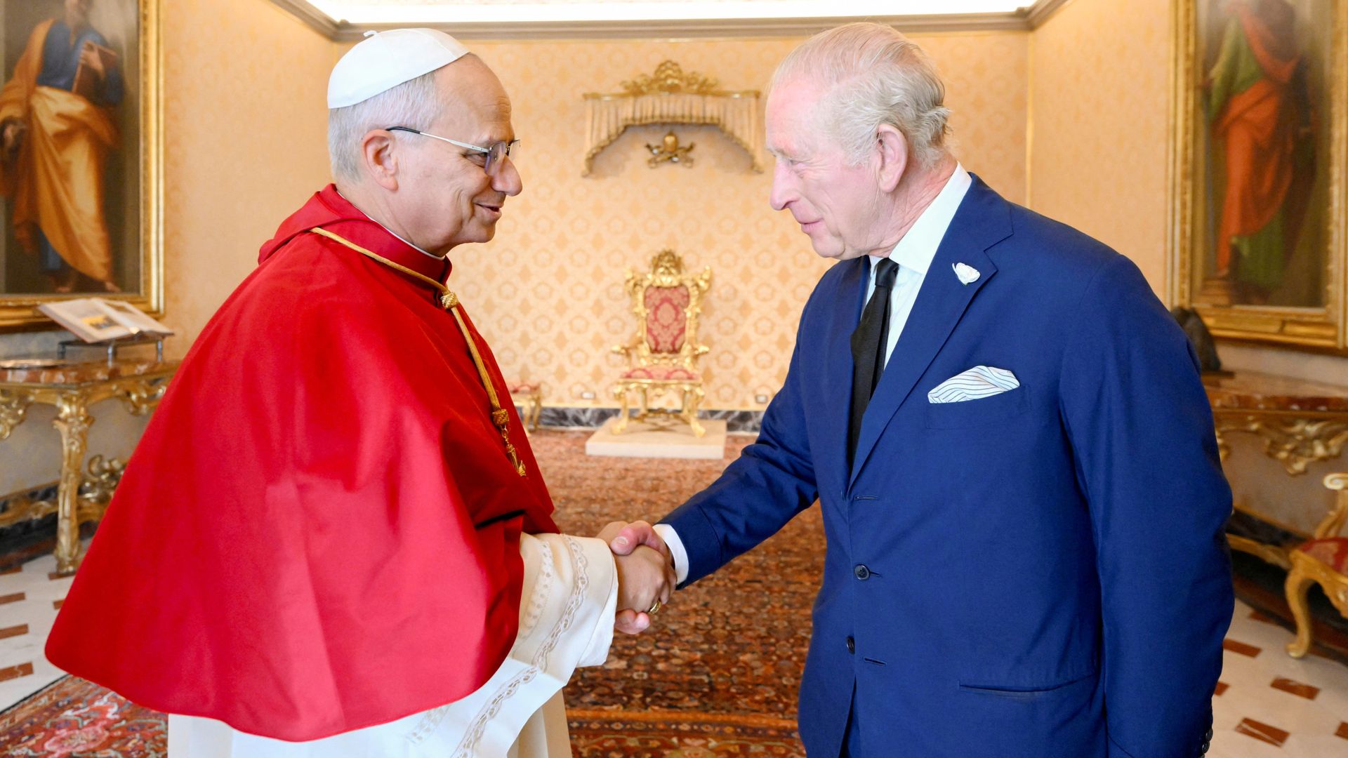 King and Pope pray together in historic first since Reformation 500 years ago