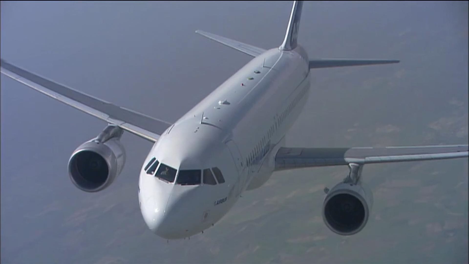 Why plane’s sudden drop in altitude led to thousands needing software updates
