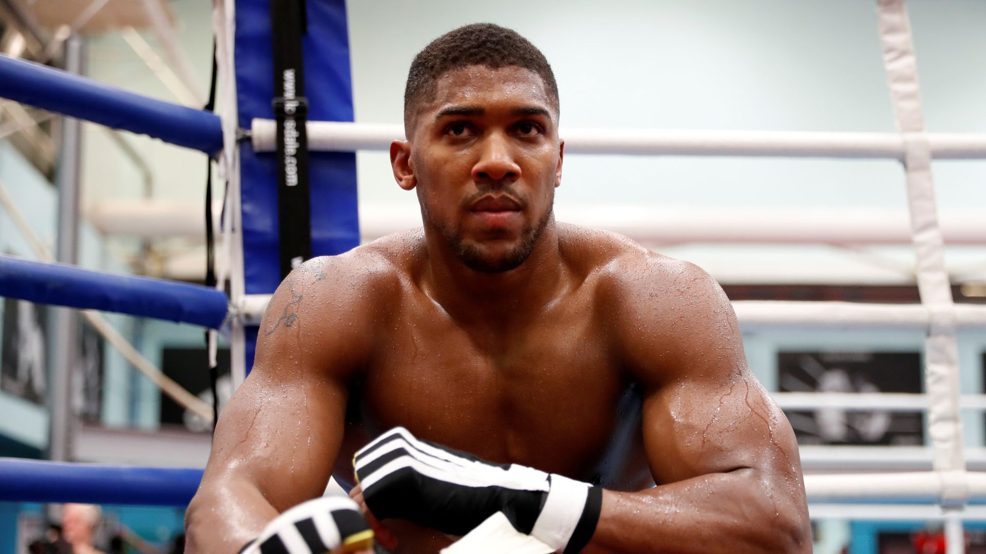 Anthony Joshua to return to the ring to fight ex-YouTuber