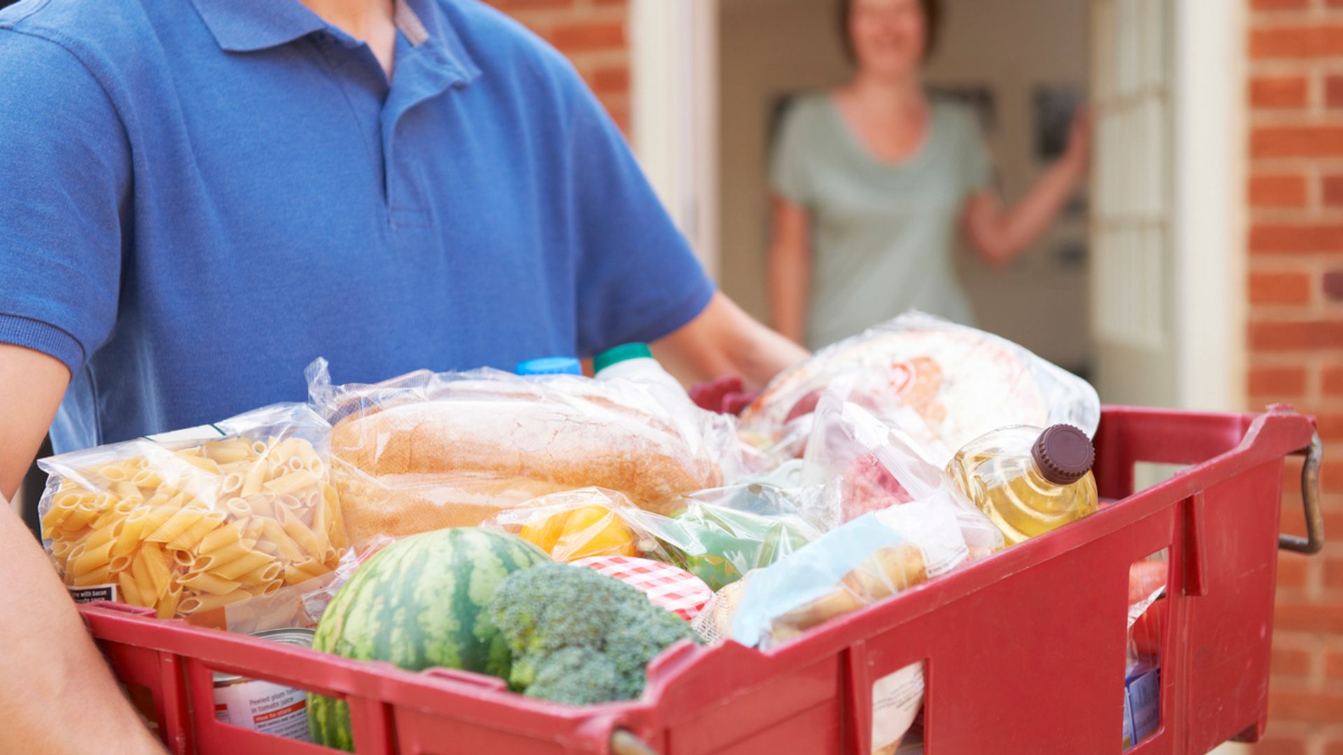 What is each supermarket’s policy if your delivery is late?