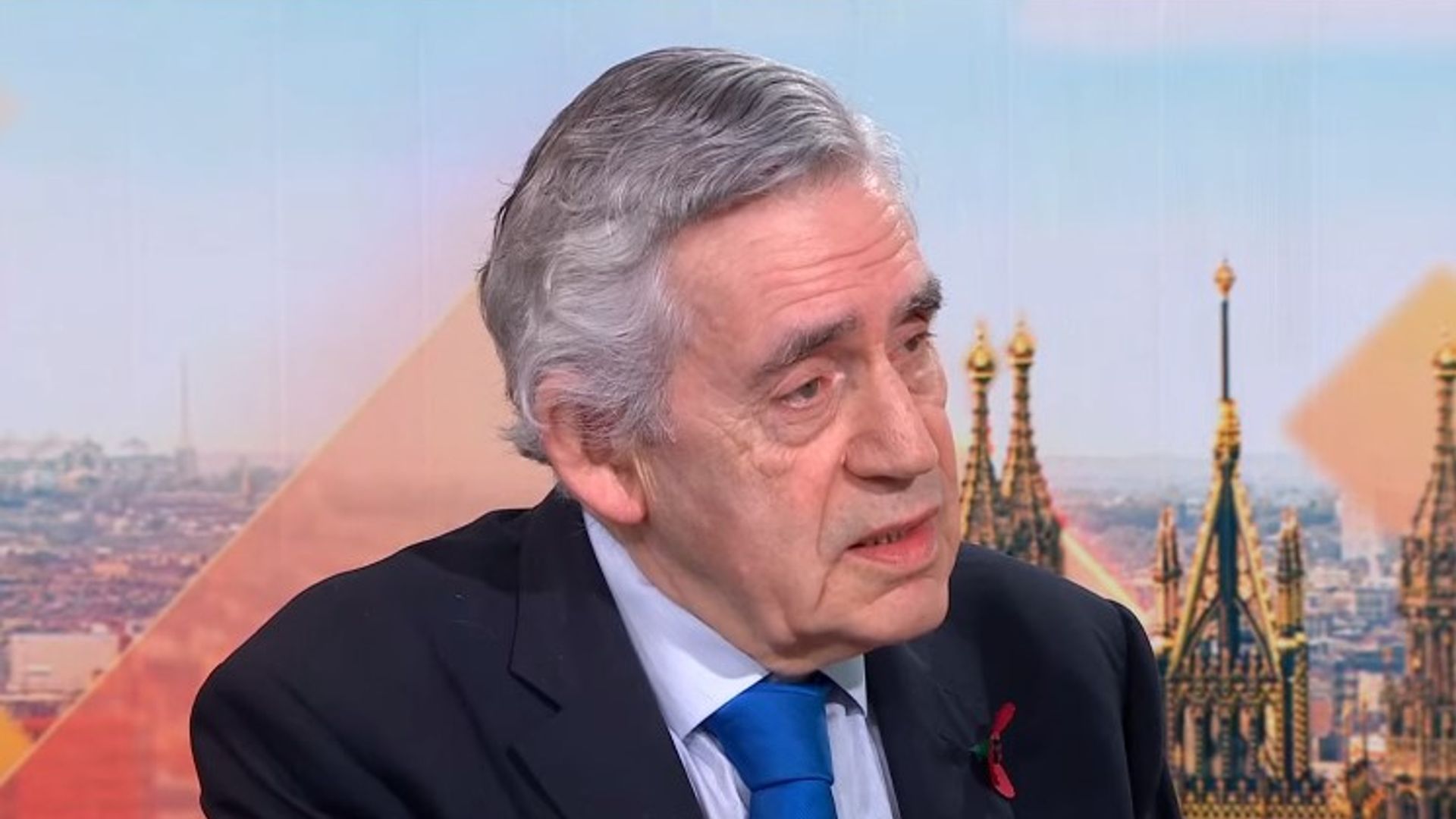 Gordon Brown ‘confident’ of two-child benefit cap change – as he calls for gambling tax