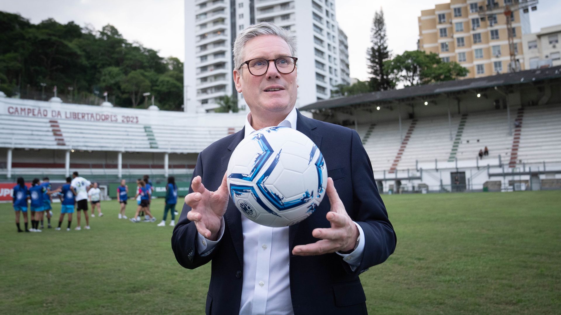 Starmer expresses ‘sincere regret’ over appointment of Labour donor to chair football regulator