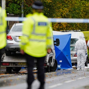 Police given more time to question man arrested over deadly synagogue attack