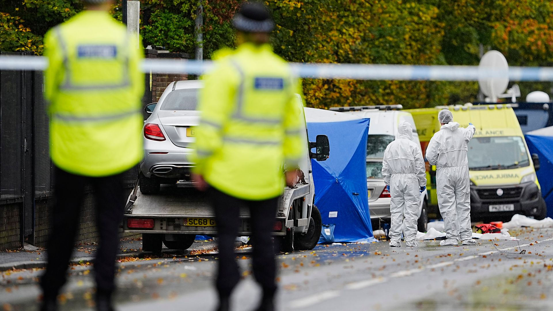 Police given more time to question man arrested over deadly synagogue attack