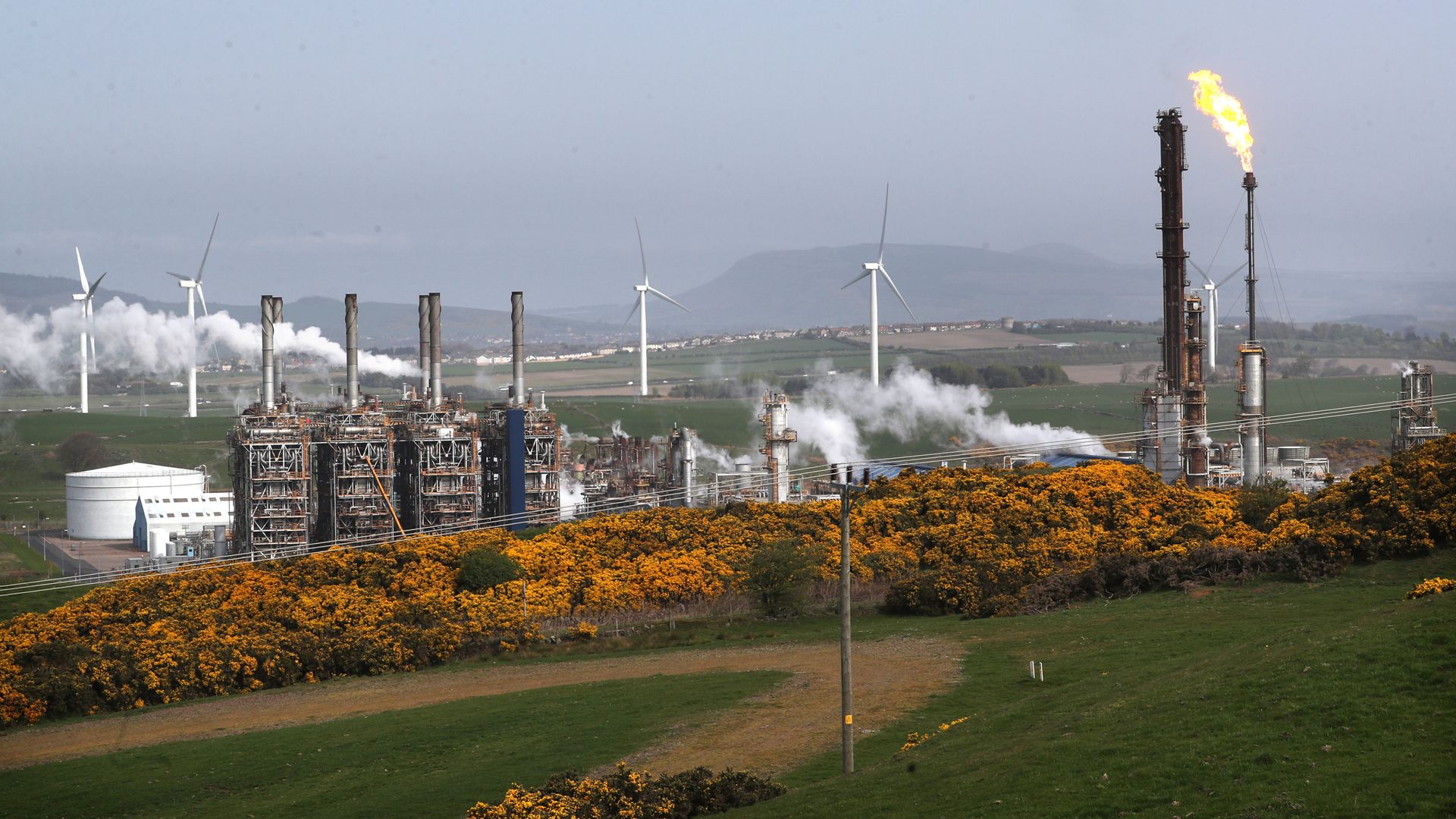 ExxonMobil to close Mossmorran plastics plant with hundreds of jobs at risk