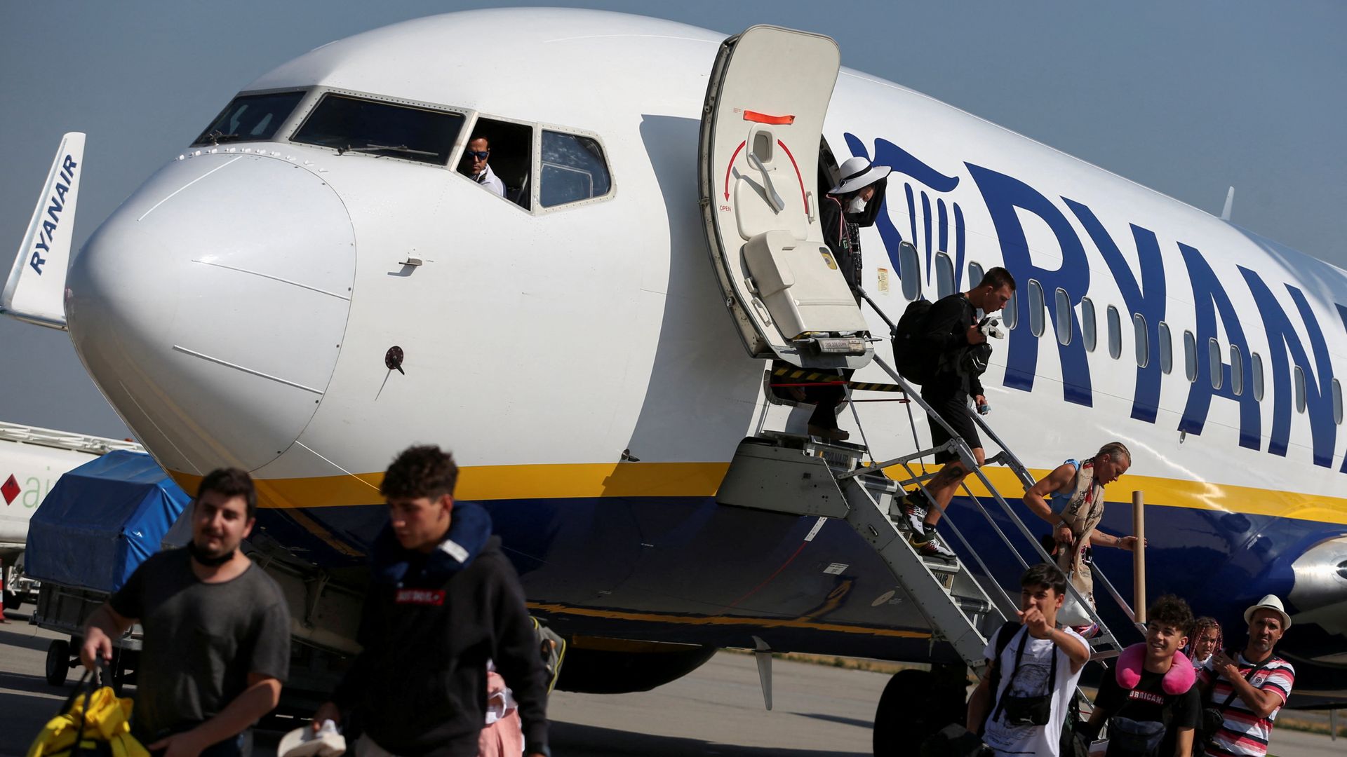 Fare hikes help Ryanair profits climb 42%