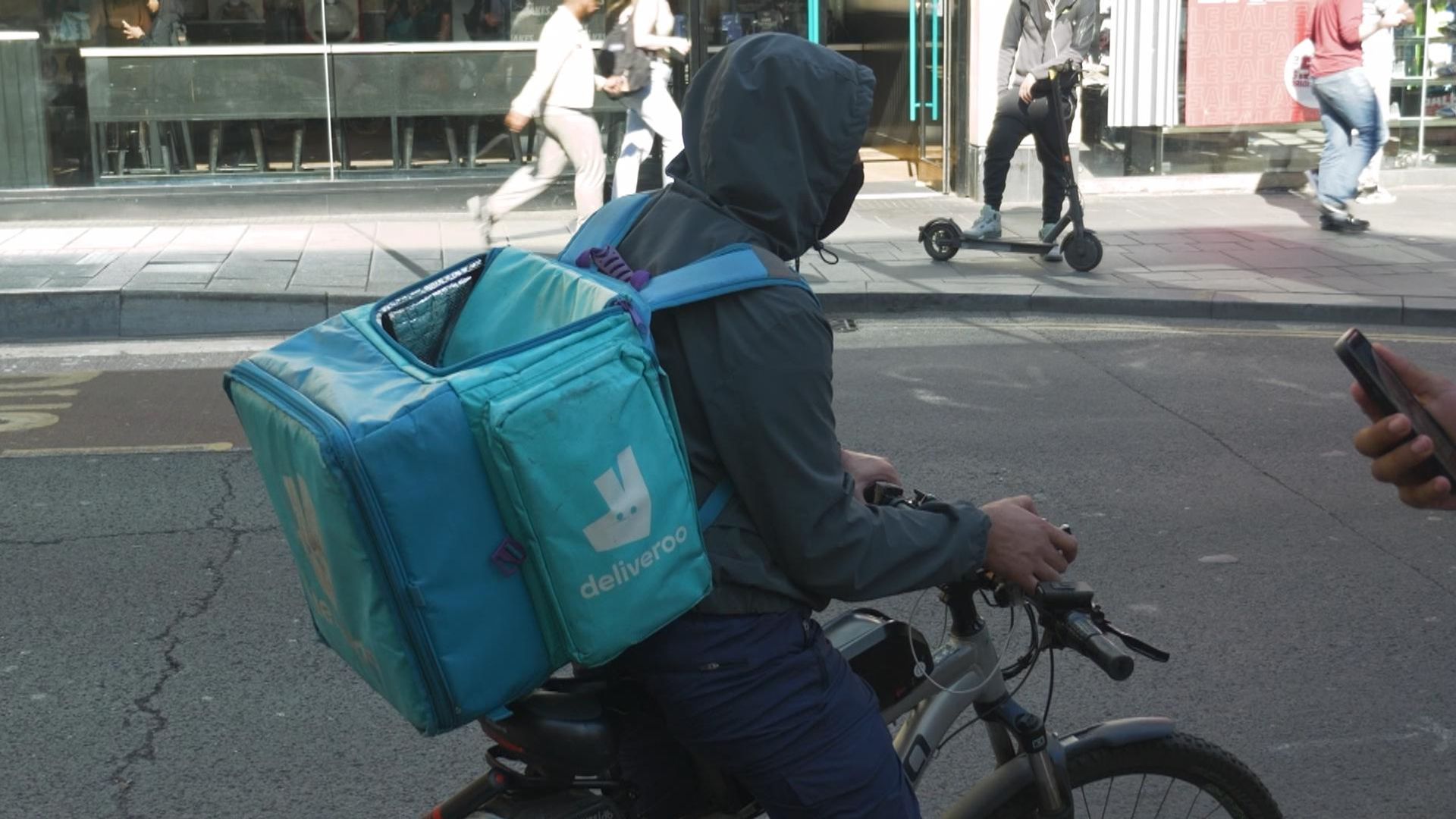 171 arrests in gig economy crackdown – with 60 delivery drivers to be deported