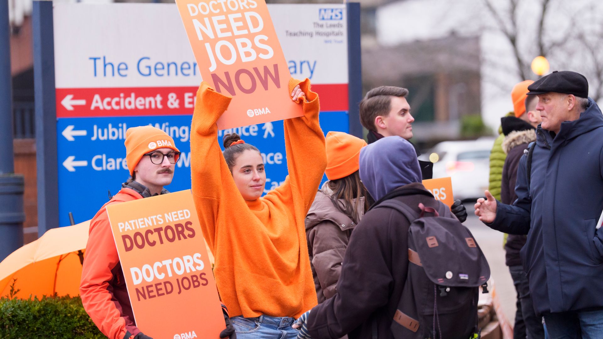 Doctors return to work after five-day strike