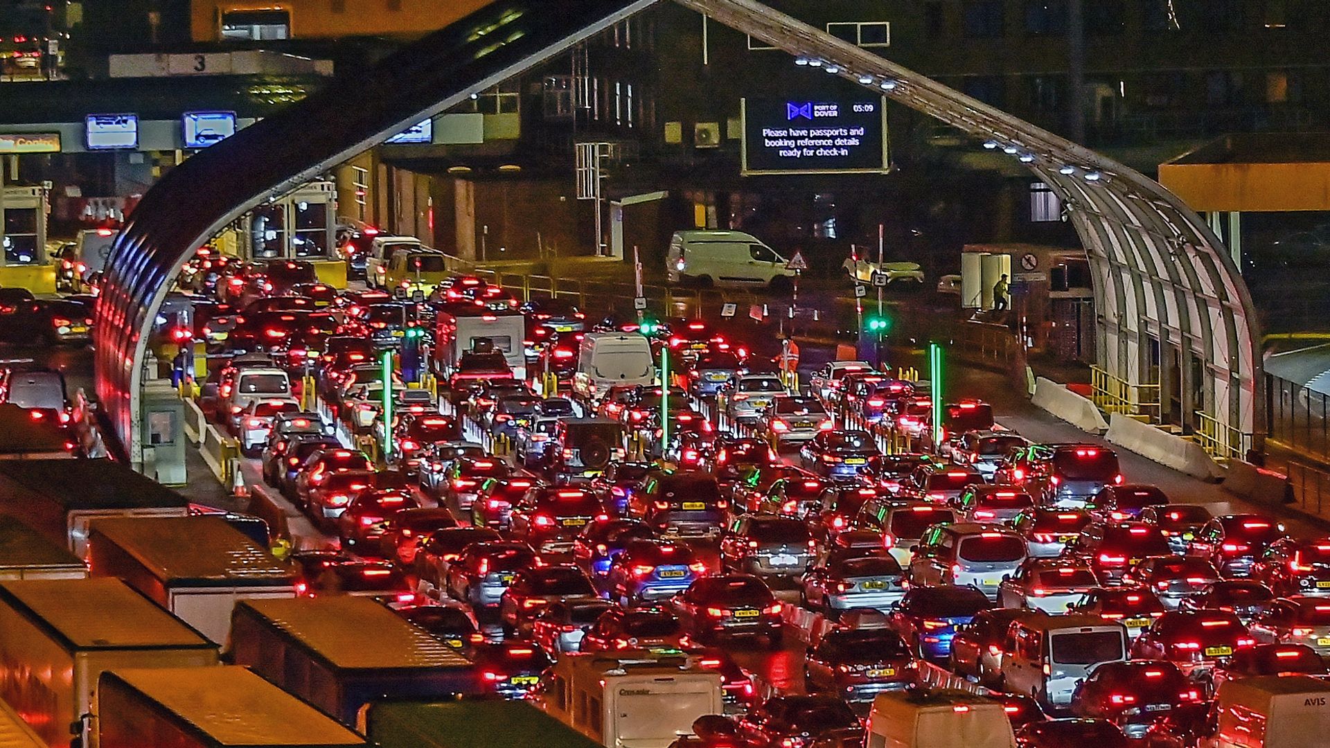 Dover ferry passengers hit by delays after IT issues