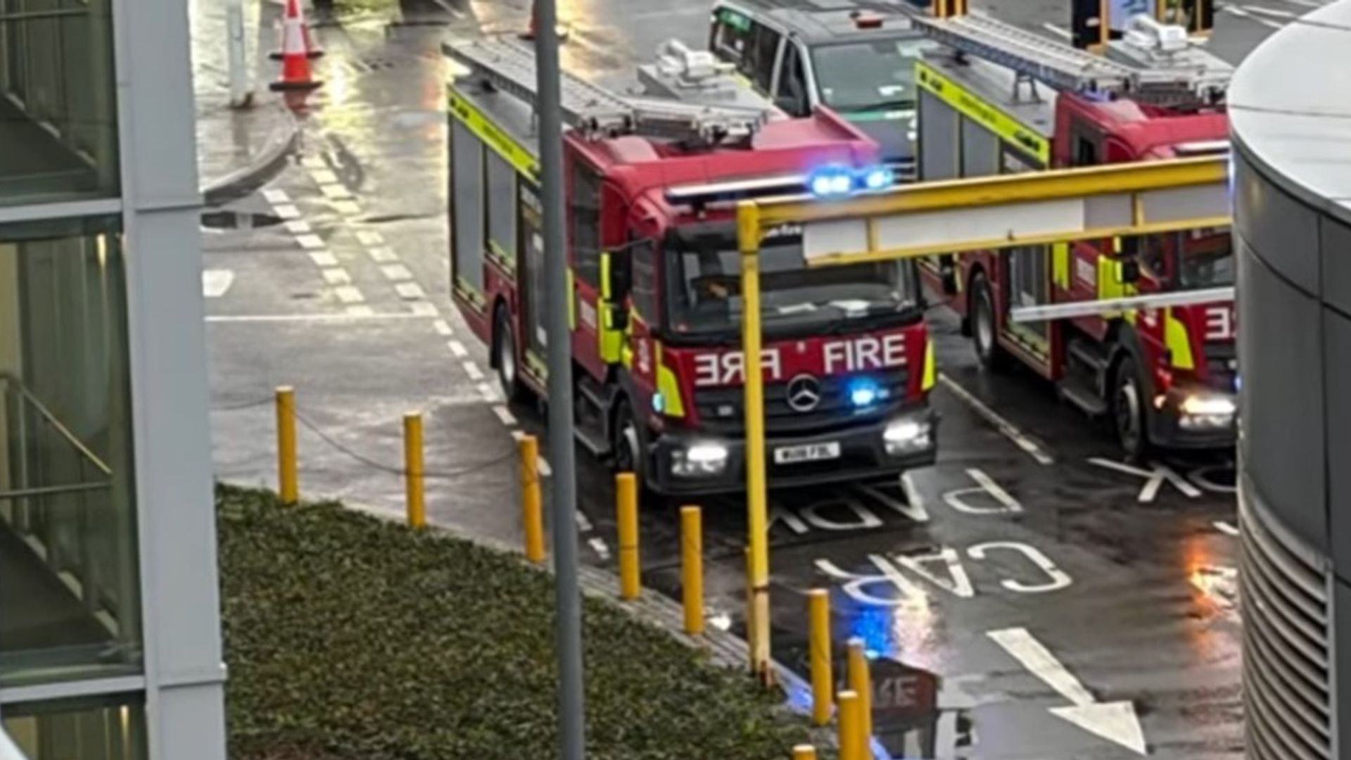 Man arrested after people ‘pepper sprayed’ in Heathrow suitcase robbery