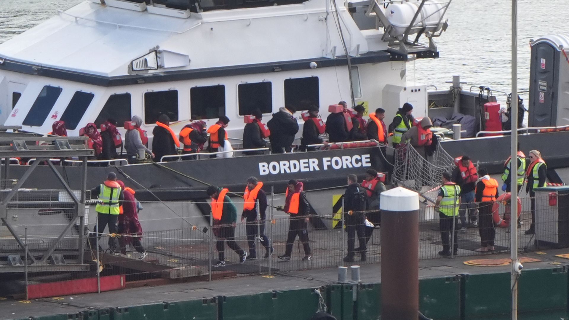 UK has seen longest period without migrants arriving on small boats since 2018, figures show