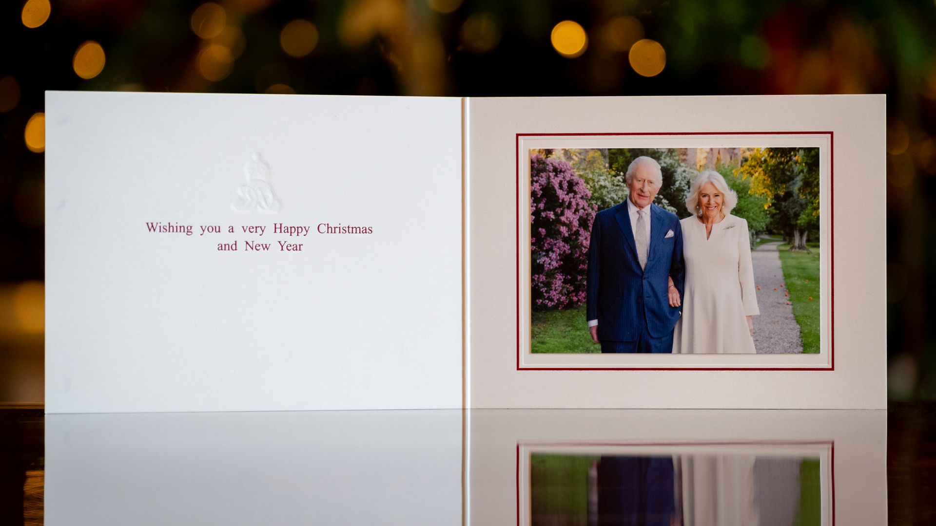 King and Queen choose 20th wedding anniversary portrait for Christmas card