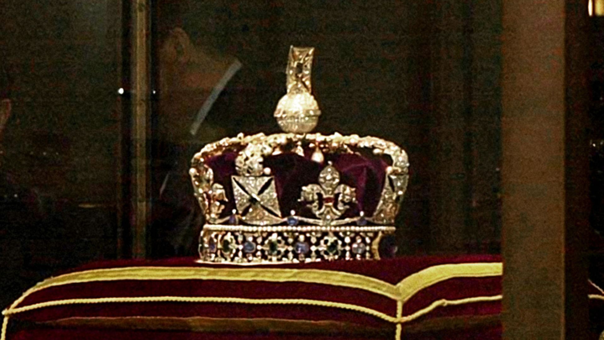 Tower of London closed after display case containing State Crown defaced