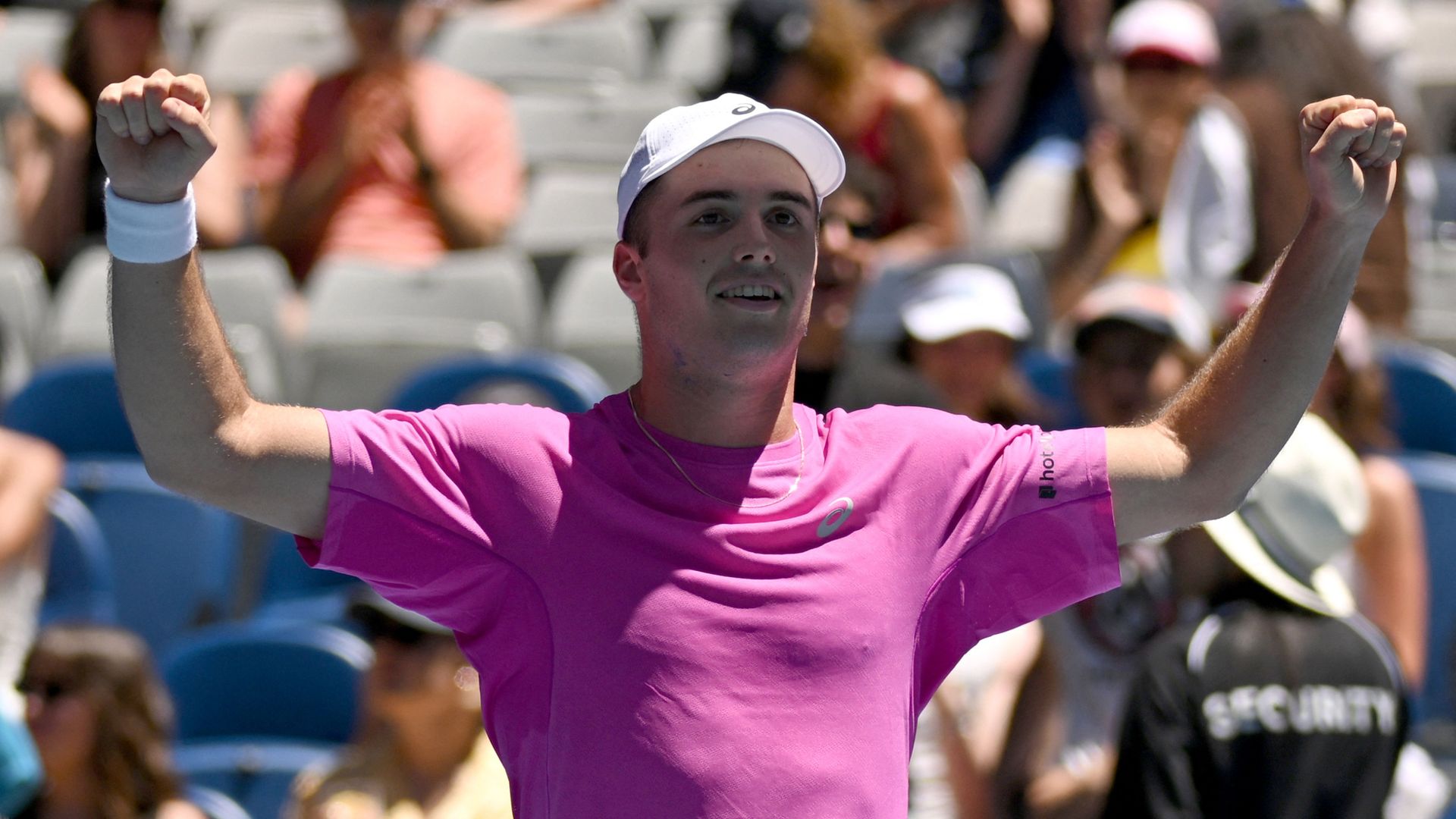 Mum’s dash across the world pays off as Briton wins on Australian Open debut