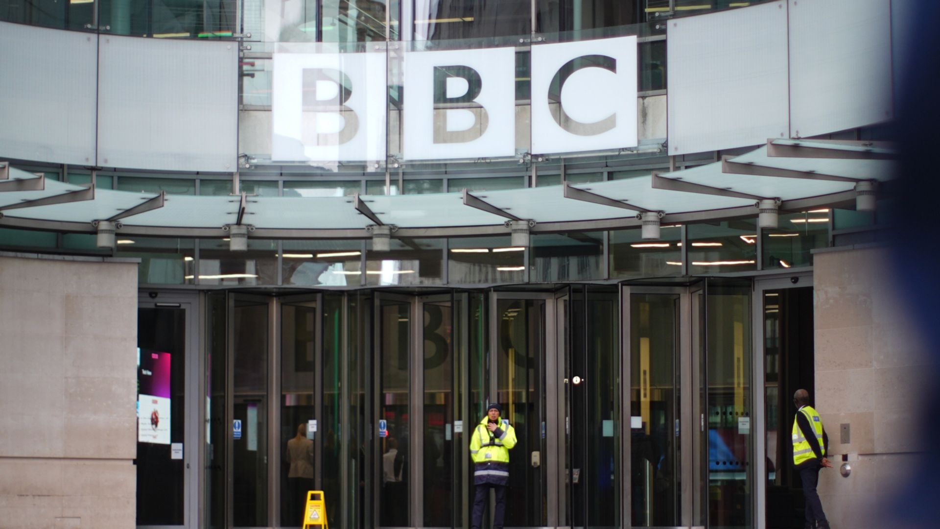 BBC announces interim director general